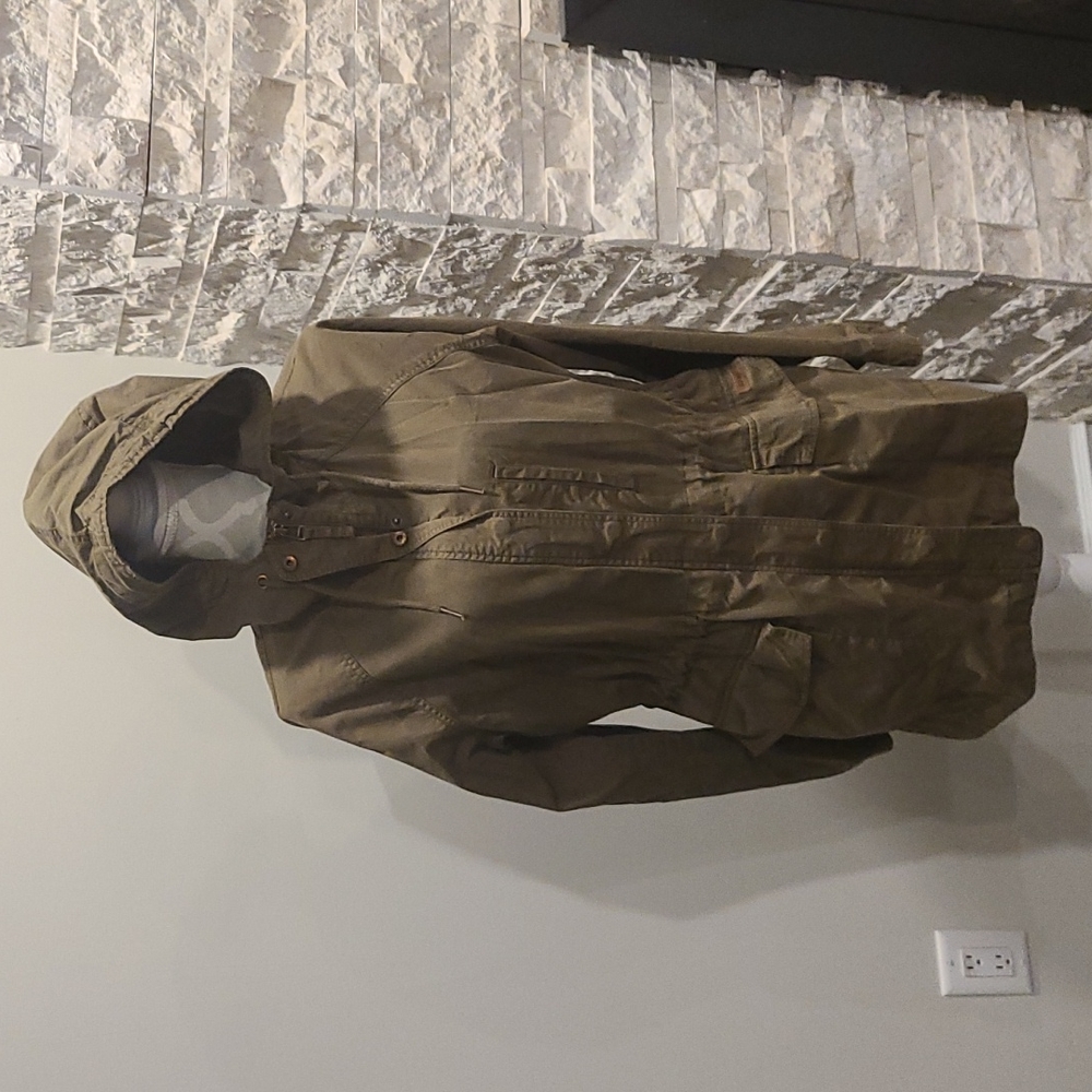 *SOLD* Roots green cargo style hooded jacket
